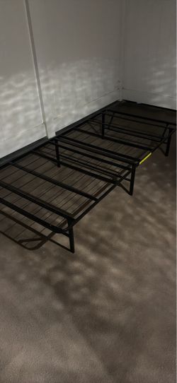 Twin metal bed frame