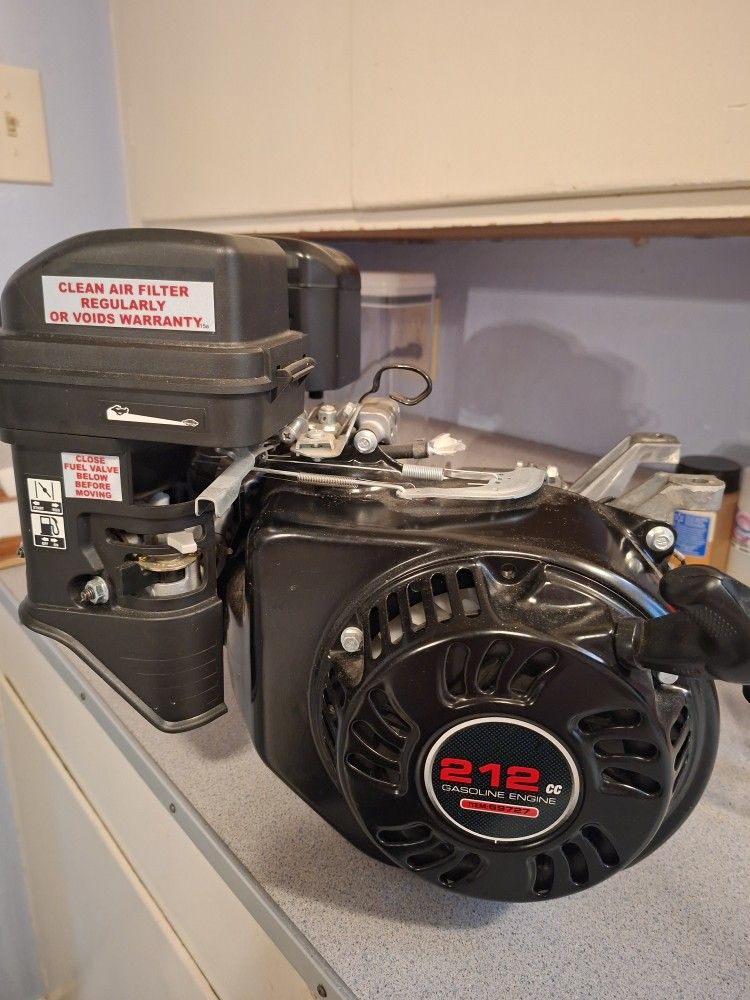 8.5 horsepower brand new never run motor