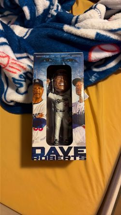 Dave Robert’s dodgers bobble head