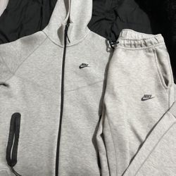 Grey Mens Nike Tech