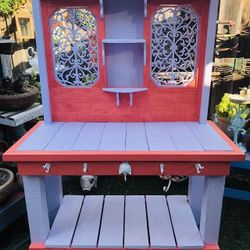 GARDEN PLANTING TABLE