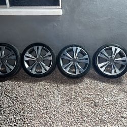  2015 Mercedes c300 stock wheels 18 inch 5x112 lug pattern $320 firm