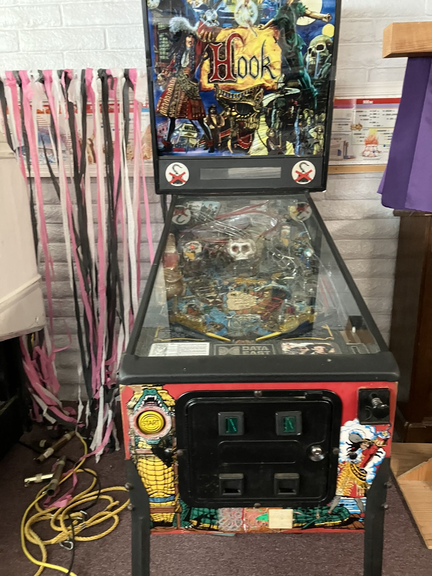 Hook Pinball Machine 