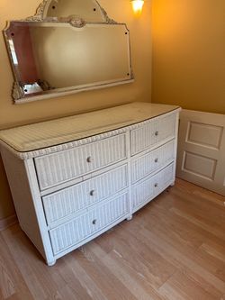 White Wicker 6-Drawer Dresser with Glass Top