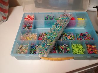 Rubber band bracelet maker