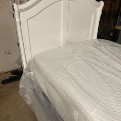 Twin Bed Frame With Brand New Mattress And Boxspring 