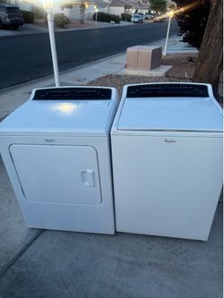 Whirlpool washer and electric dryer matching set