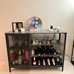 Cabinet Bar 