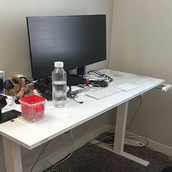 Computer Desk(height adjustable)