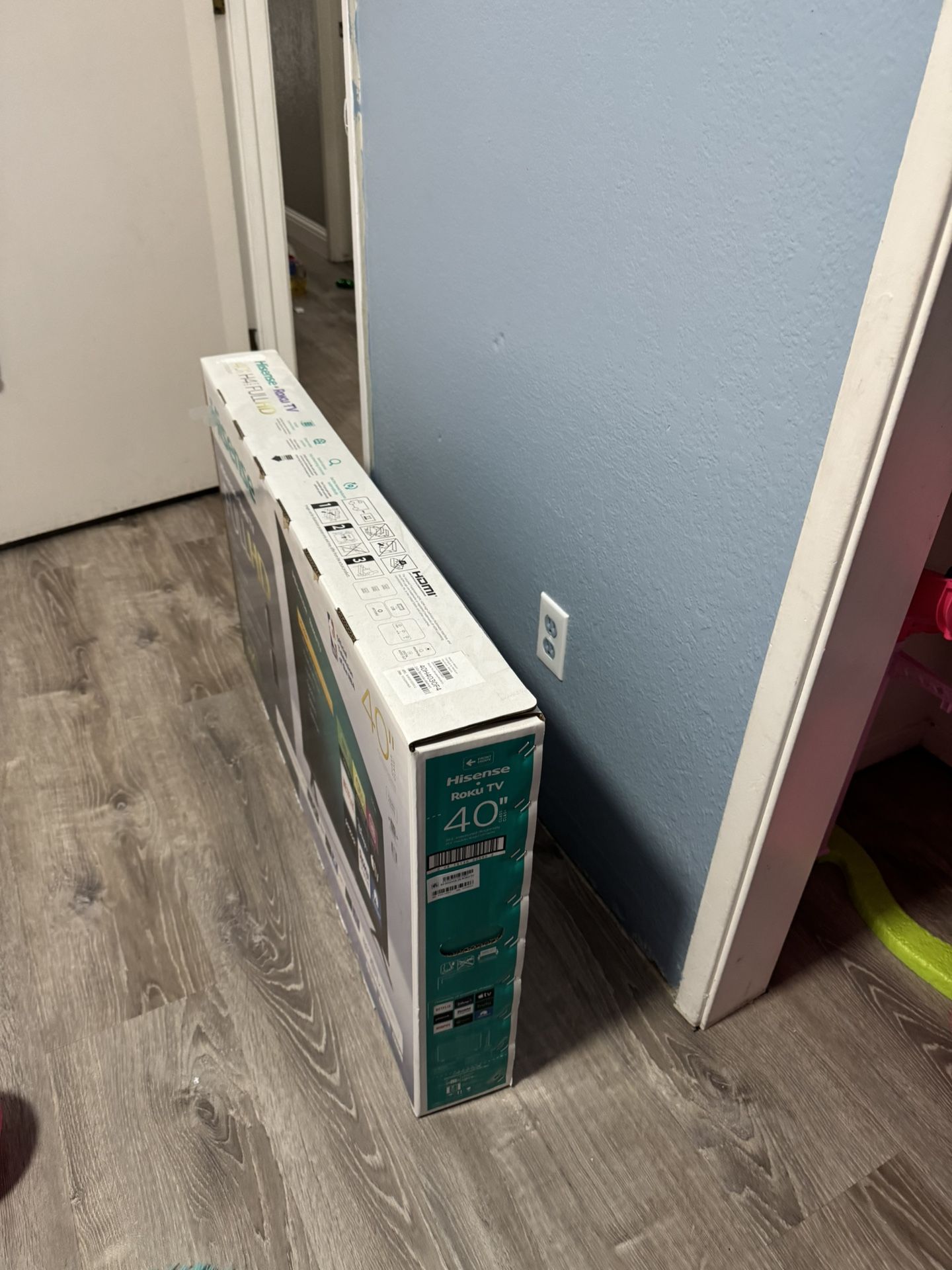 Hisense TV 40” Brand new In Box