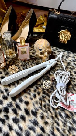 Single Pass Ceramic Rapid-response Digital T3 straightening iron
