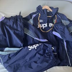 Supreme set