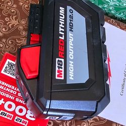 Milwaukee
M18 18-Volt Lithium-Ion HIGH OUTPUT XC 8.0 Ah Battery