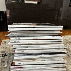 Collection Of 35 Magazines IN TARZANA 