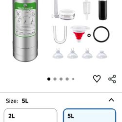 co2 tank and distributor 