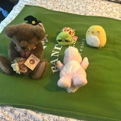 Stuffed animal lot