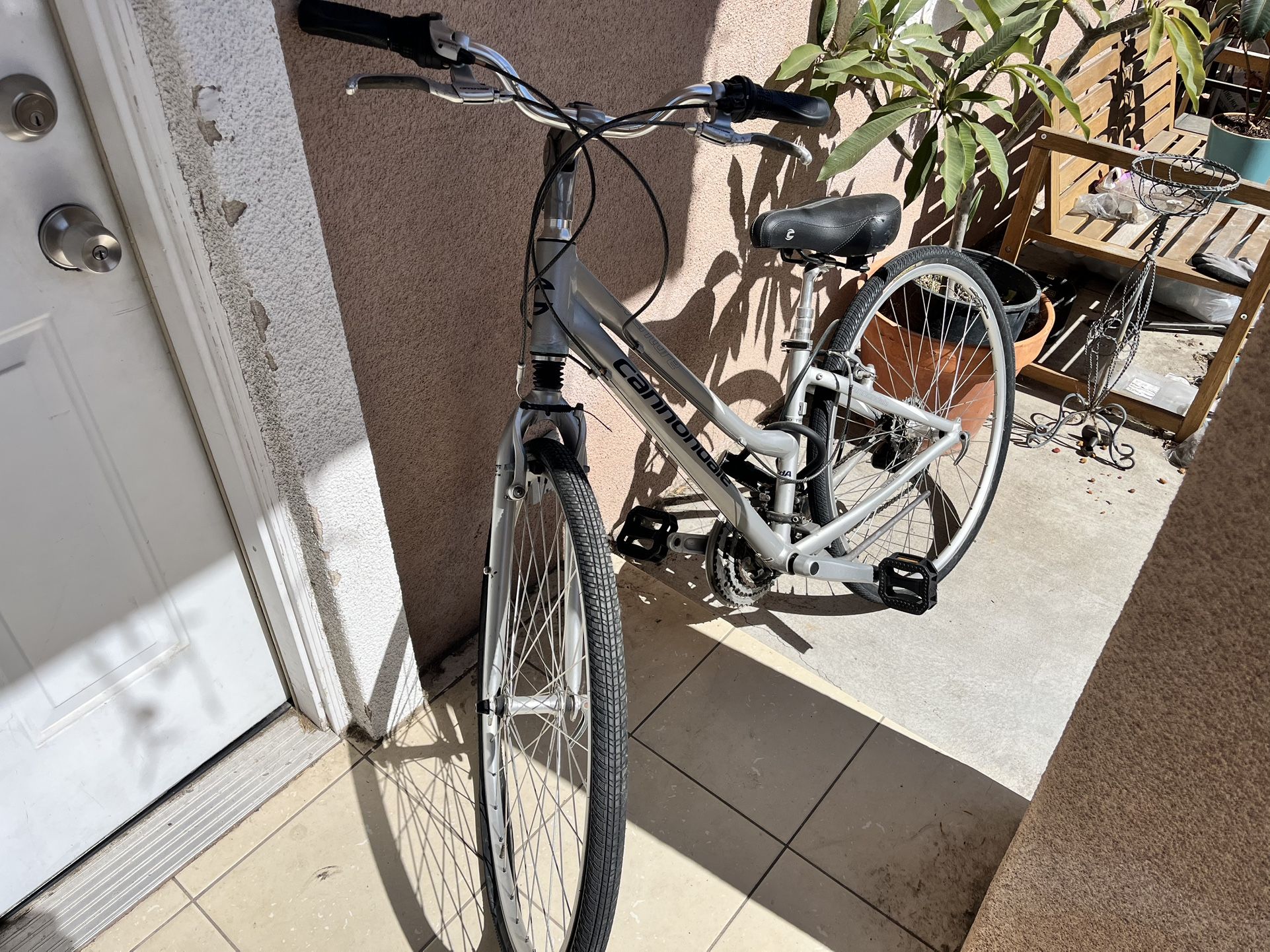 Cannondale Adventure Bike