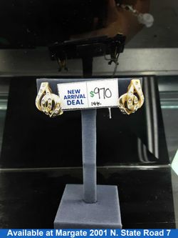 Earrings - Yellow Gold 14k (.585) 6.5 grams