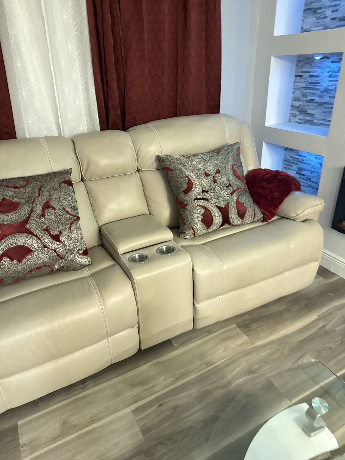 Sofa. Esepciinal