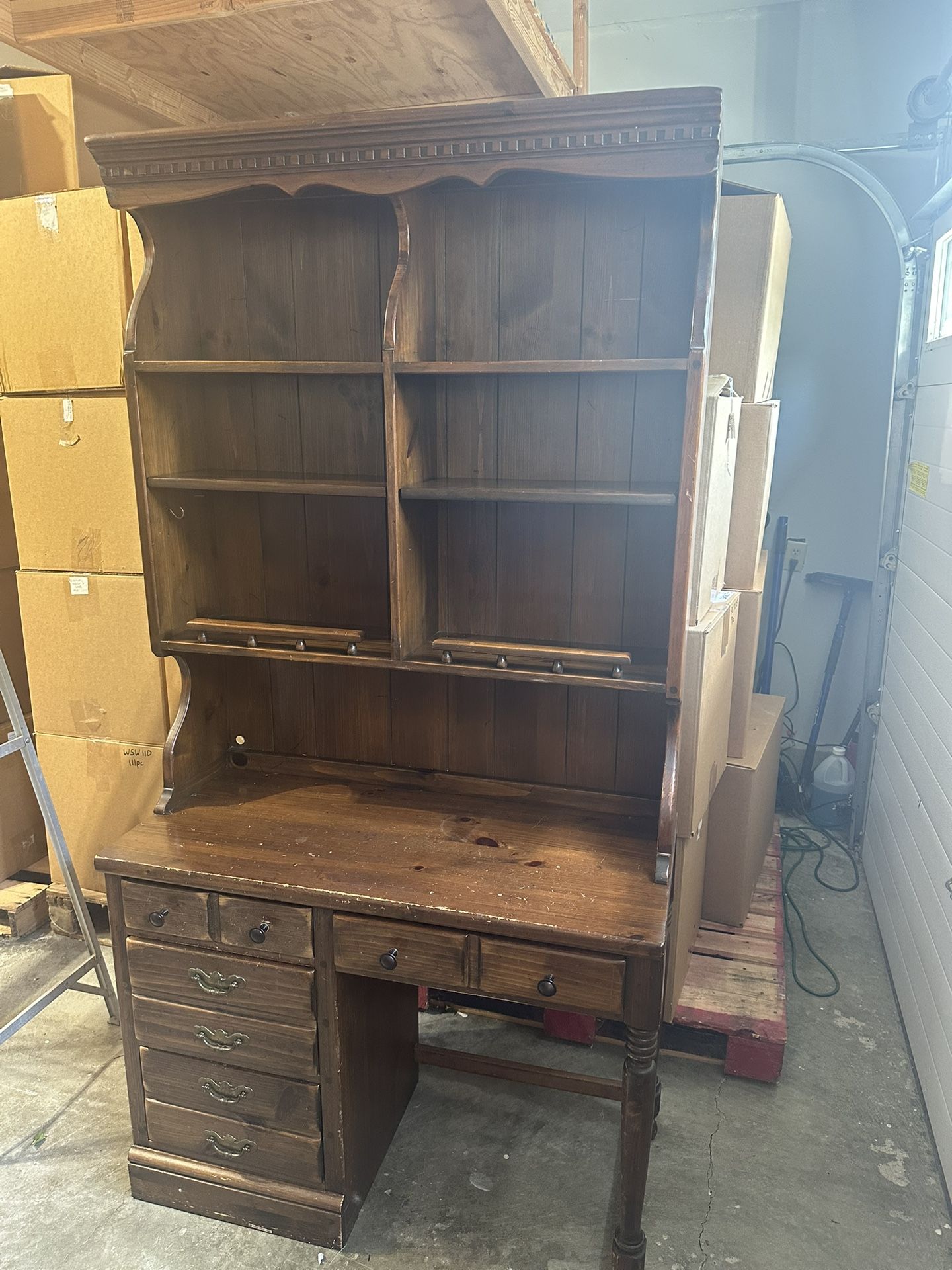 Antique Ethan Allan solid pine hutch/desk