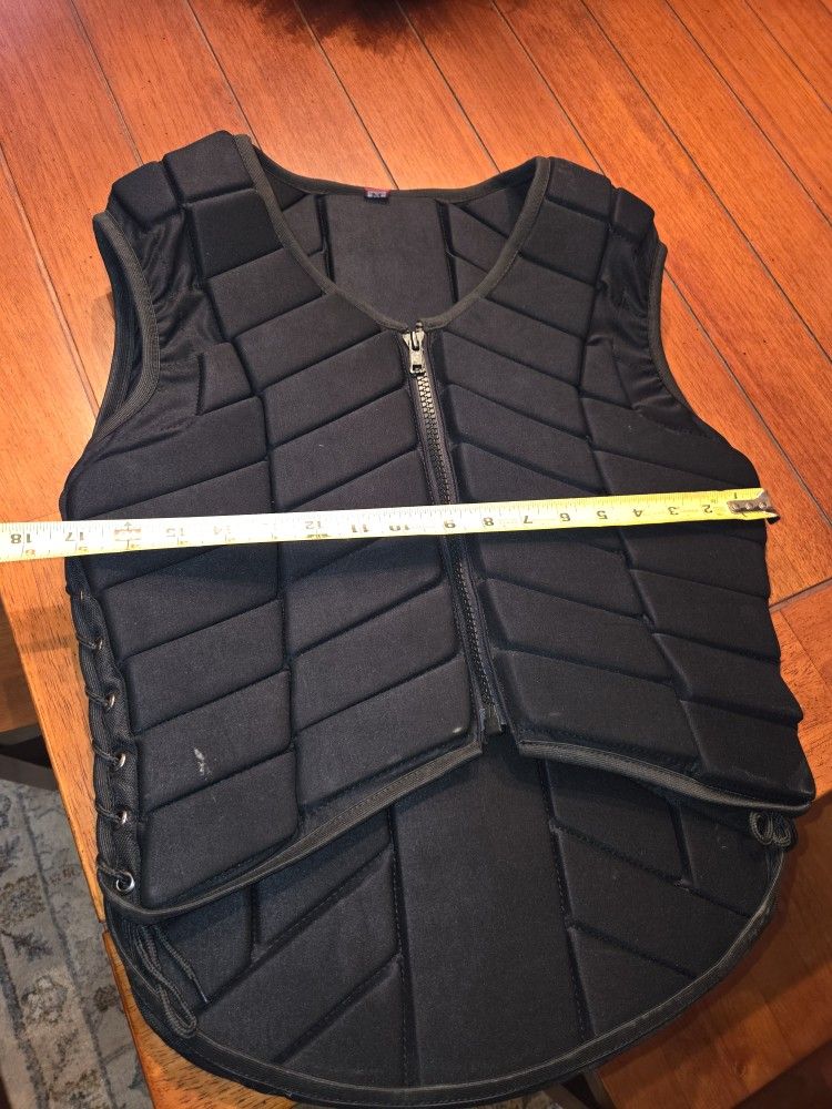 Hilason Adult Riding Vest - Medium