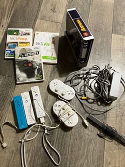 Wii Bundle with Multiple Games Downloaded Already
