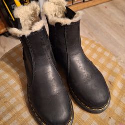 Dr Martens Lenore Fur Lined Boots