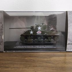 AFVs WW2 US M4A3 Sherman Medium Tank - Creighton Abrams "Thunderbolt IV" 1/4.3 scale die cast metal