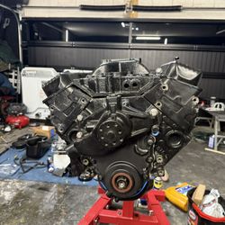 5.7 Mercruiser Engine Overhauled 