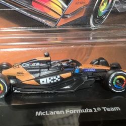 Formula 1 McLaren Team #81 diecast car Oscar Piastri's Scale: 1:64