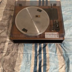 1 By One Record Player