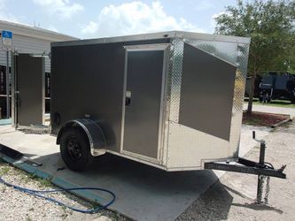 Hook & Line 5 x 8 Enclosed Trailer 3.5k