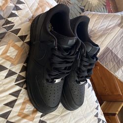 Black Airforces Size 9 Brand New Condition