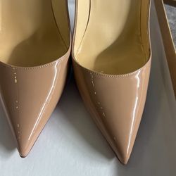 Authentic Louis vuitton heels red bottoms for Sale in St. Petersburg, FL -  OfferUp