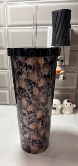 New Halloween Cracker Barrel skulls skeleton drink cup tumbler