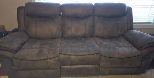 Brown Loveseat and Sofa set