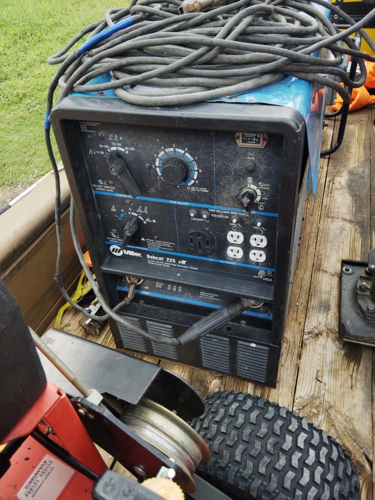 Miller Bobcat 225