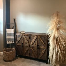 Austin Farmhouse Cabinet