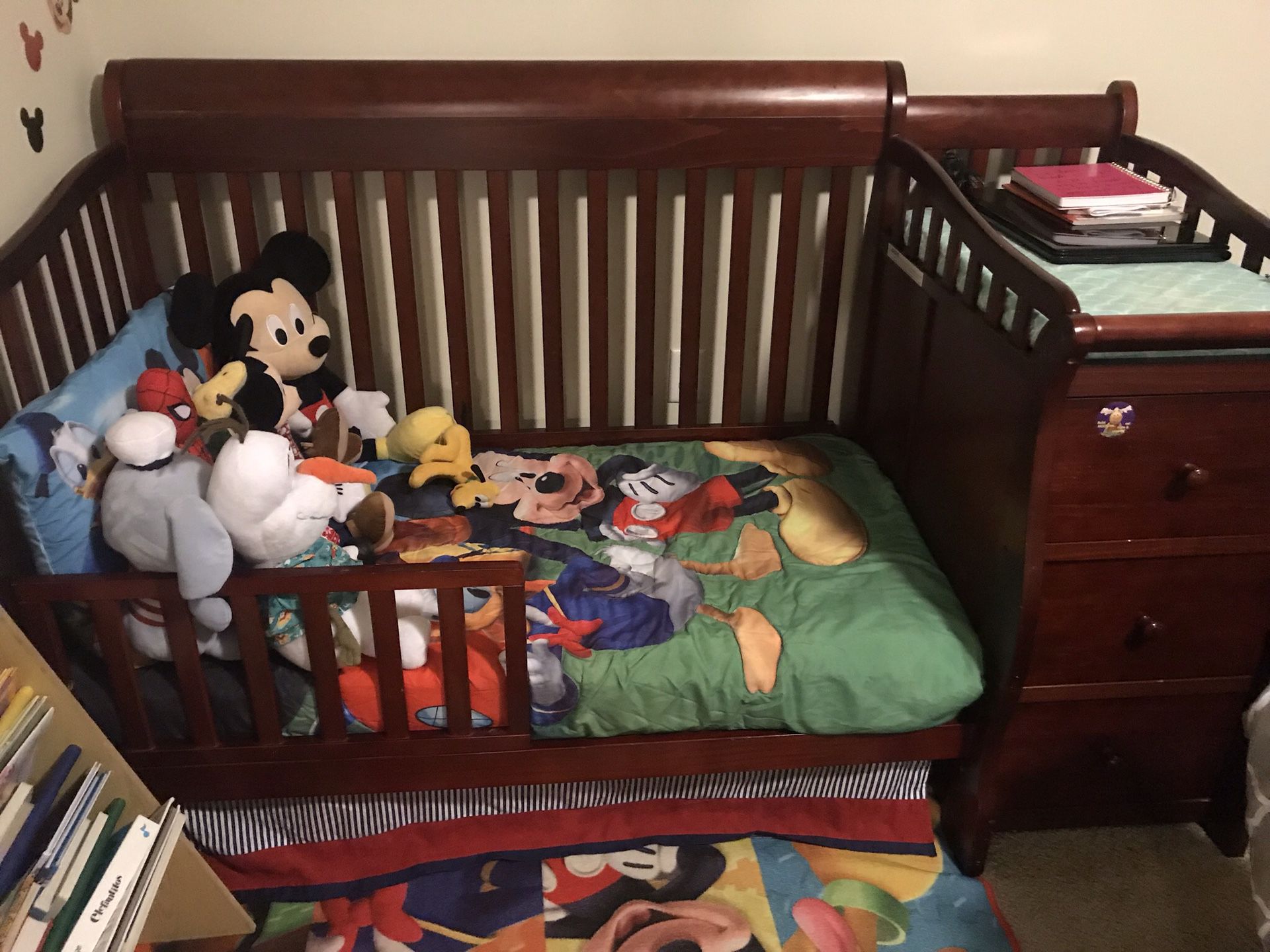 Crib/Toddler Bed