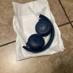 Headphones . Jbl Headphones 