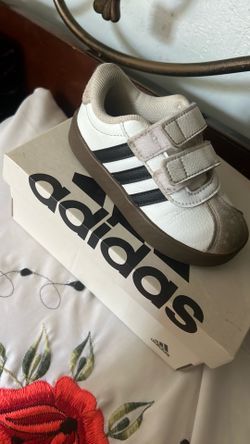 Adidas toddler size 7