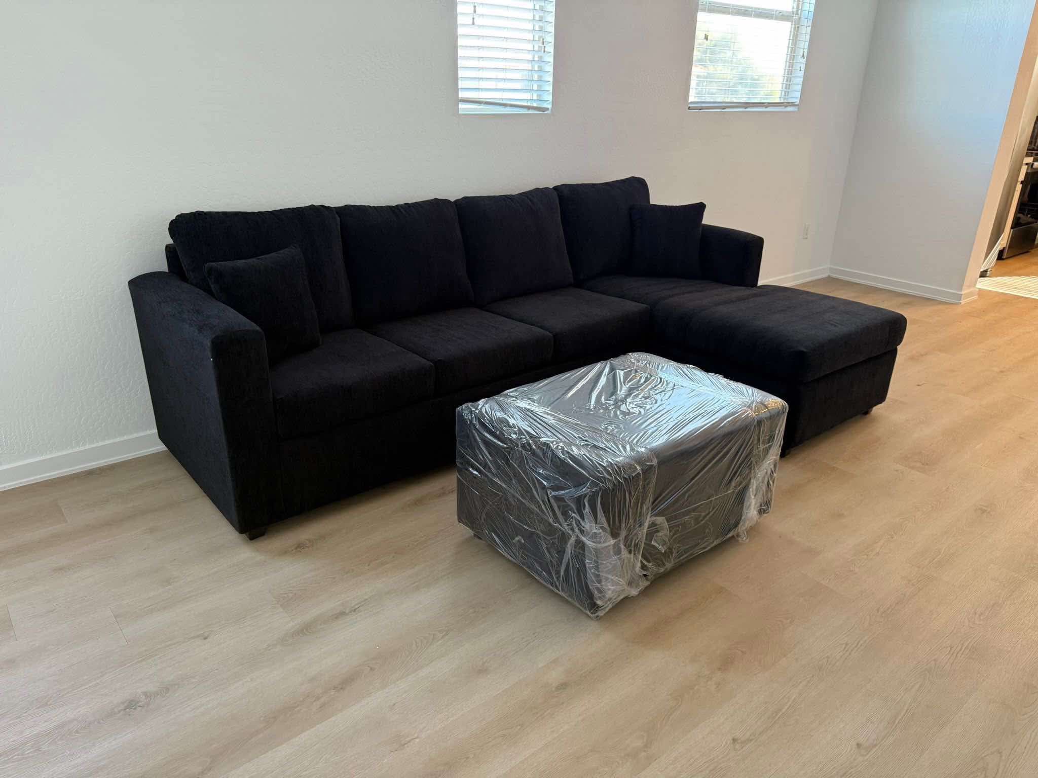 Brand New Black Sectional With Free Ottoman