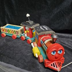 Vintage Fisher Price Wooden Train (Huffy Puffy)