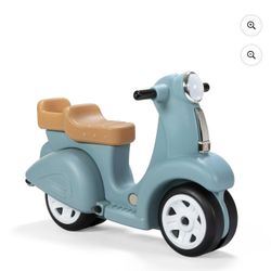 Step2 Ride Along Aqua Scooter