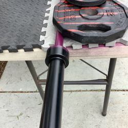 ANOTHER NICE OLYMPIC WEIGHT SETUP.   7’.—-45LB OLYMPIC BARBELL.   ++ STEEL WEIGHTS.  