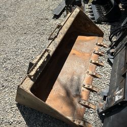 Caterpillar 72inch Tooth Bucket 