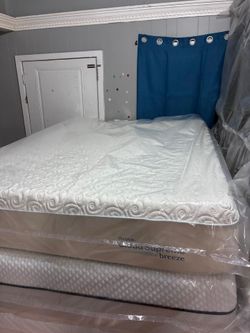 Set queen sizes mattress and box spring tempur pedic cloud