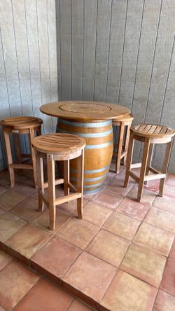 Wine Barrel and 4- stools