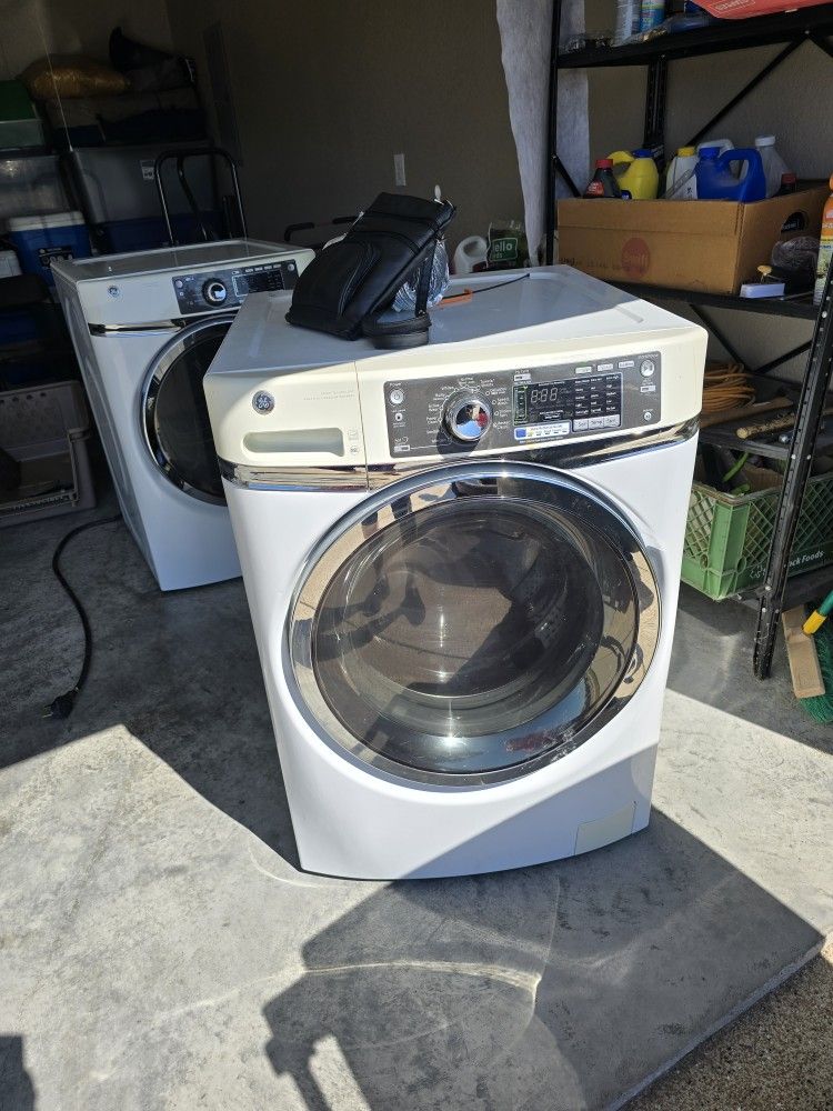 Pair GE Washer and Dryer