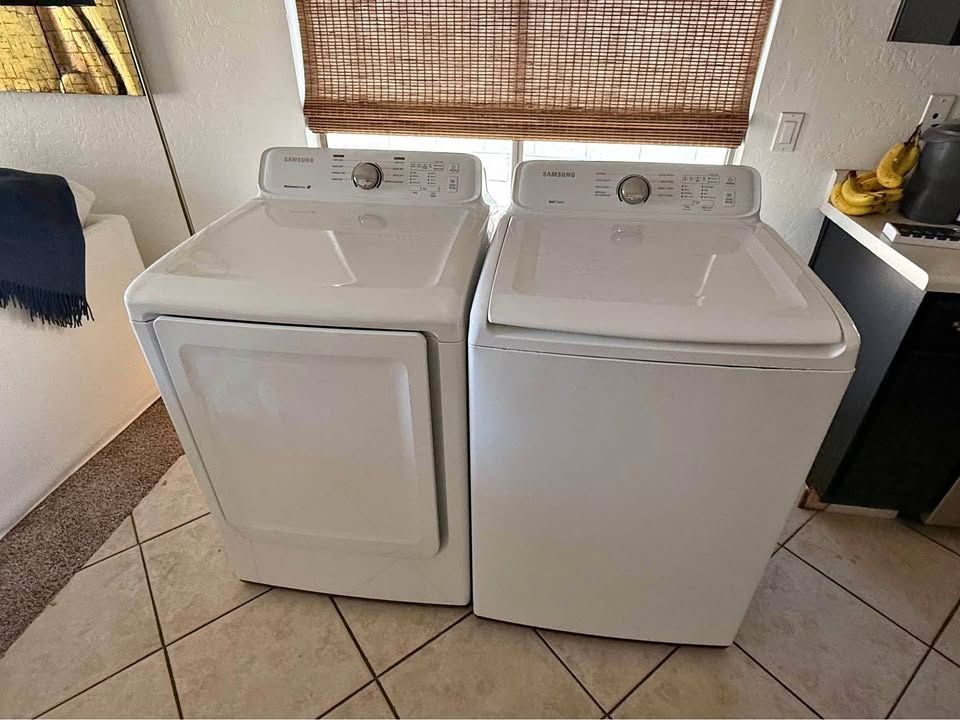 Samsung Washer And Dryer Set (Gas)